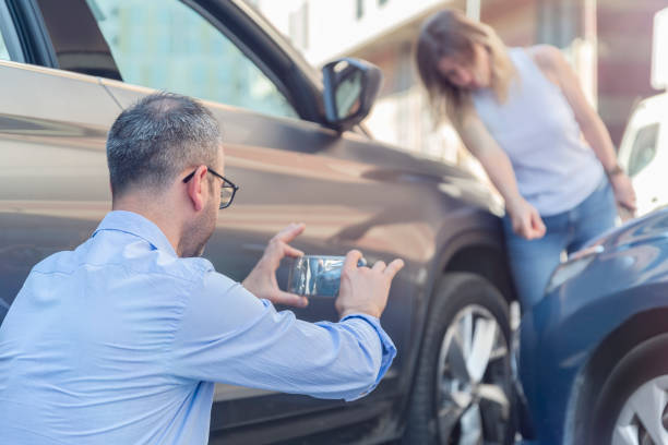 Professional Sr22 Insurance technician working in Cerritos, CA